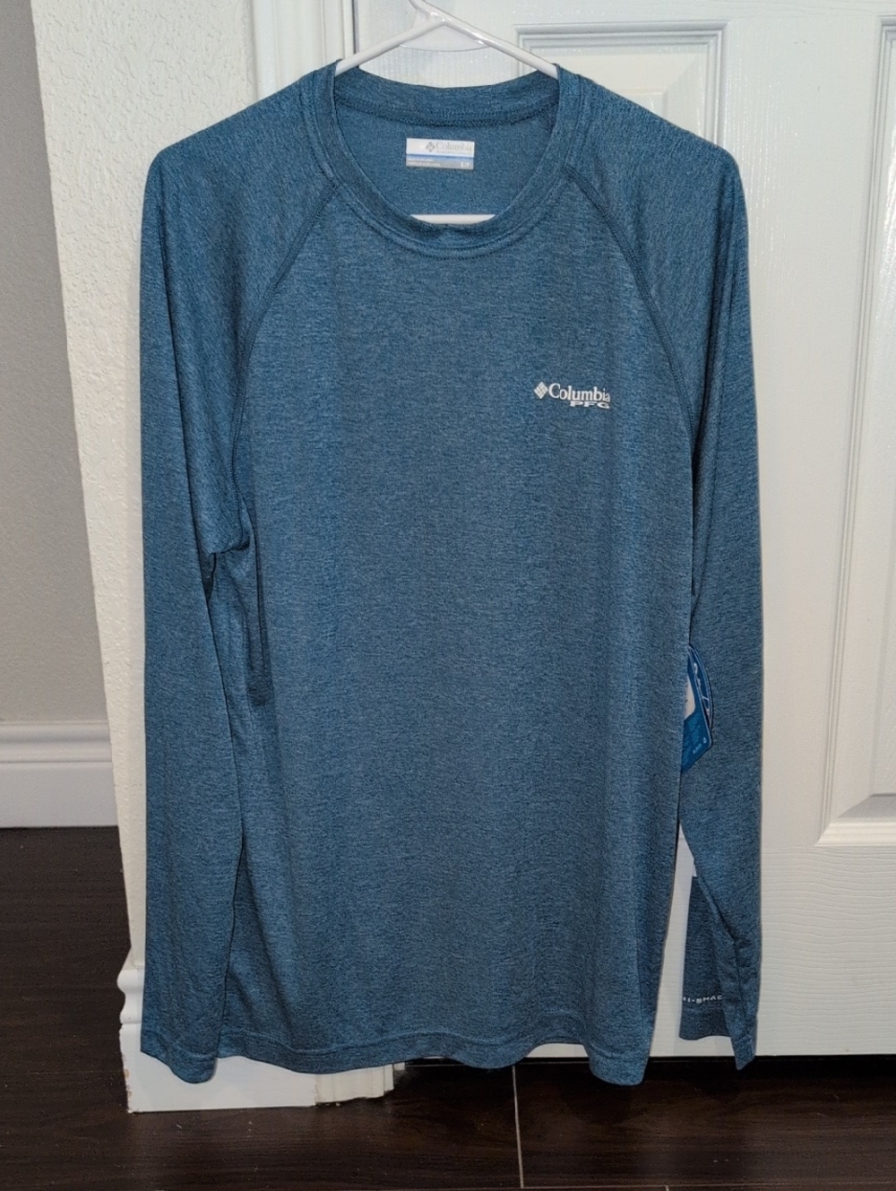 NWT Columbia Men's Long Sleeve Performance Tee in Heather Blue
